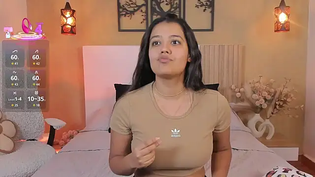 Camila Bustamante online show from 10, 11, 2025