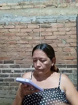 Snapshot of marinita13 chatting on 13, 6, 2026 marinita13 online show from 13, 6, 2026