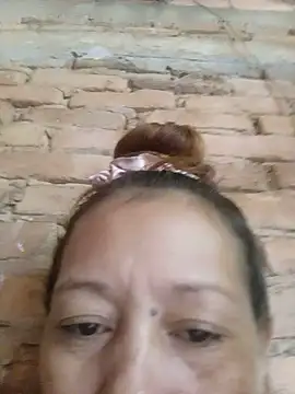 Snapshot of marinita13 chatting on 9, 7, 2026 marinita13 online show from 9, 7, 2026