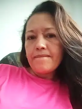 Snapshot of marinita13 chatting on 11, 9, 2025 marinita13 online show from 11, 9, 2025
