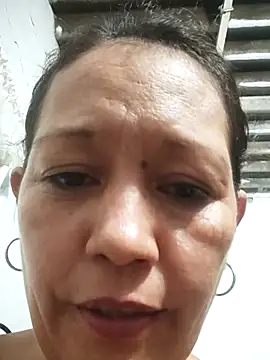 Snapshot of marinita13 chatting on 14, 9, 2025 marinita13 online show from 14, 9, 2025