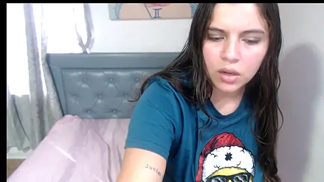 Snapshot of sarah_aguilar chatting on 22, 11, 2025 sarah aguilar online show from 22, 11, 2025