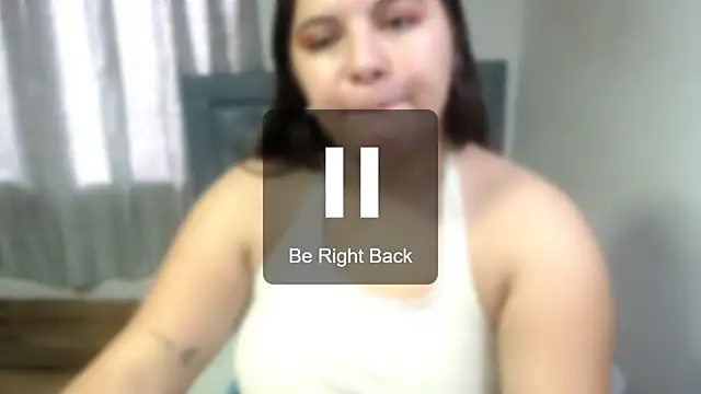 Snapshot of sarah_aguilar chatting on 11, 5, 2026 sarah aguilar online show from 11, 5, 2026
