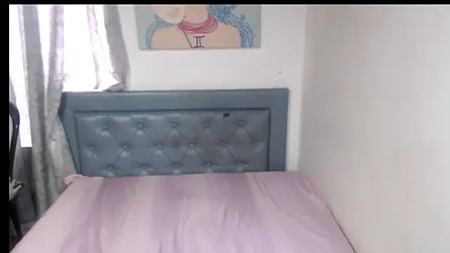 Snapshot of sarah_aguilar chatting on 24, 11, 2025 sarah aguilar online show from 24, 11, 2025