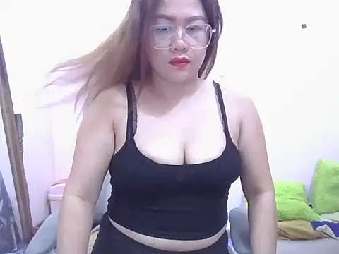 WildPussy4uxx online show from 18, 11, 2025