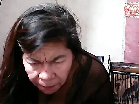 Hottestsexxy Elynnn online show from 2, 4, 2026