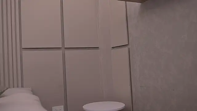 Ariaa Isabell online show from 10, 11, 2025