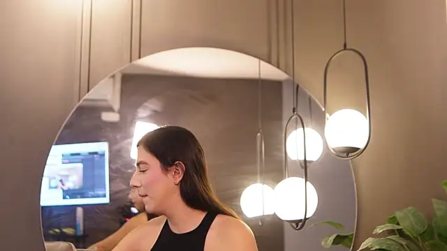 Ariaa Isabell online show from 14, 4, 2026