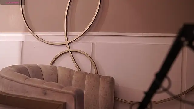 Ariaa Isabell online show from 12, 11, 2025