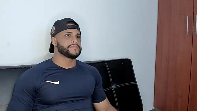 Pier Simons online show from 19, 10, 2025