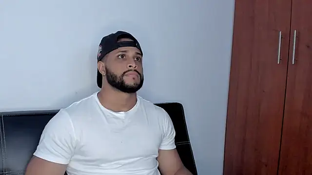 Pier Simons online show from 25, 10, 2025