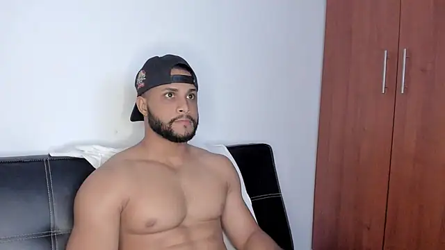 Pier Simons online show from 28, 10, 2025