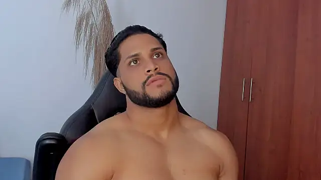 Pier Simons online show from 2, 4, 2026