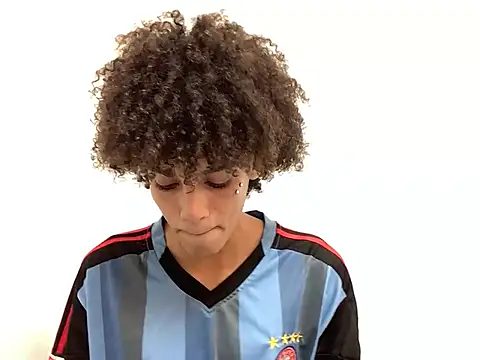 Snapshot of Max_Rain chatting on 15, 4, 2026 Max Rain online show from 15, 4, 2026