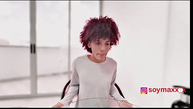 Snapshot of Max_Rain chatting on 2, 2, 2026 Max Rain online show from 2, 2, 2026