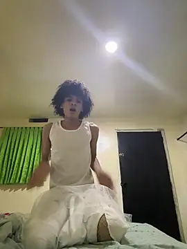 Snapshot of Max_Rain chatting on 13, 2, 2026 Max Rain online show from 13, 2, 2026