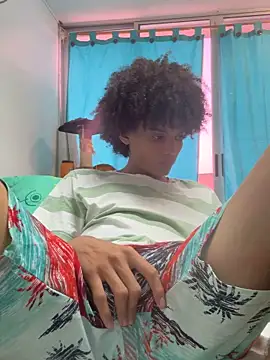 Snapshot of Max_Rain chatting on 2, 4, 2026 Max Rain online show from 2, 4, 2026