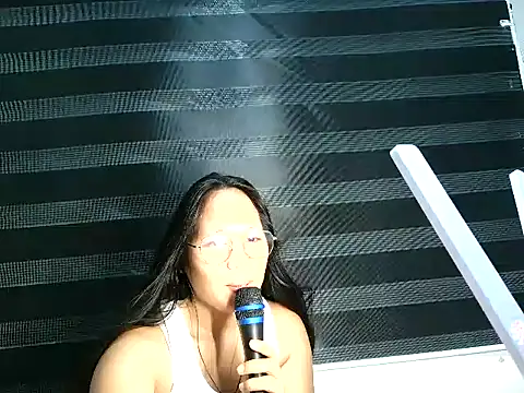 SpankyMyAss69 online show from 21, 4, 2026