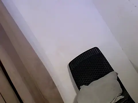 spicyhugecock online show from 6, 3, 2026