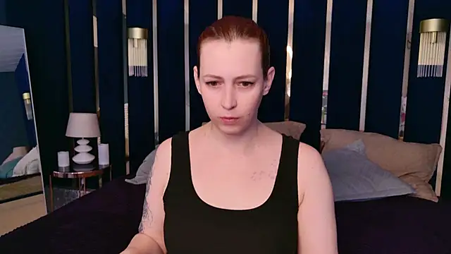 Evie Bennet online show from 4, 10, 2025