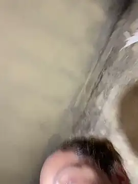 Chloe Leaozinho online show from 14, 4, 2026