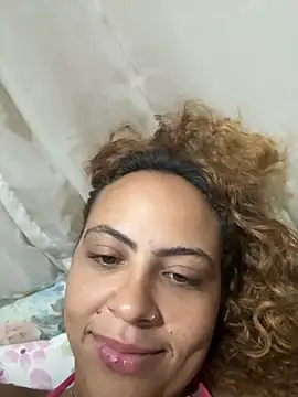 Chloe Leaozinho online show from 8, 3, 2026