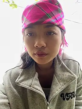 Phayphay77 online show from 4, 11, 2025