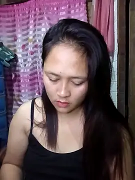 pretty me092121 online show from 5, 12, 2025