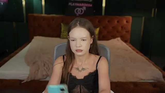 Claire Dreams online show from 19, 9, 2025