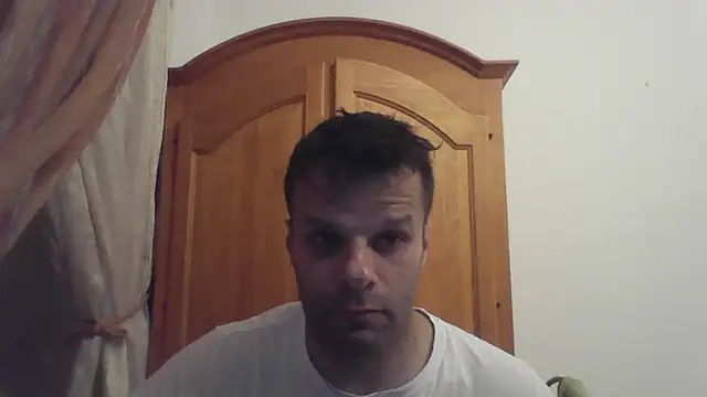 Snapshot of FROCETTO93 chatting on 10, 5, 2026 FROCETTO93 online show from 10, 5, 2026