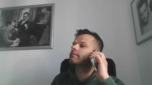 Snapshot of FROCETTO93 chatting on 28, 4, 2026 FROCETTO93 online show from 28, 4, 2026