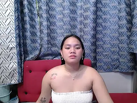 Snapshot of prettykrysgirl chatting on 14, 7, 2026 prettykrysgirl online show from 14, 7, 2026