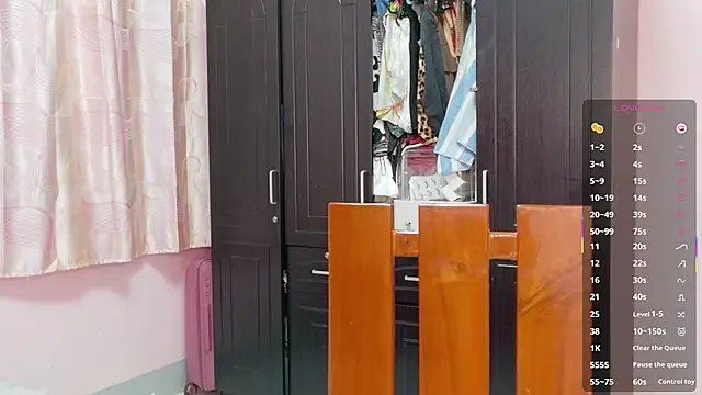 Serenaa rabbit online show from 22, 10, 2025