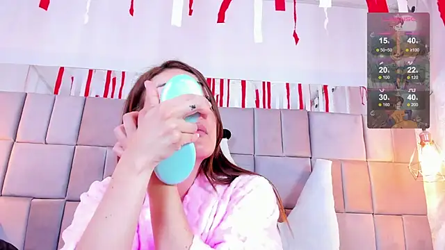 antoneella jones online show from 18, 10, 2025