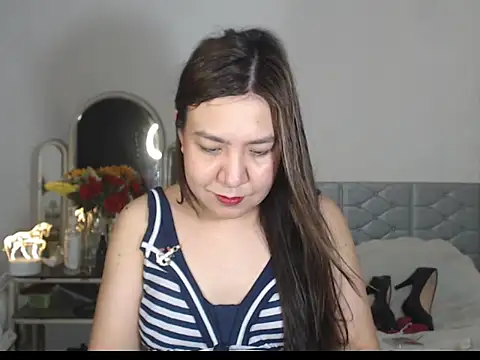 stellahugeX online show from 7, 11, 2025