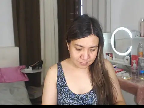 stellahugeX online show from 28, 2, 2026