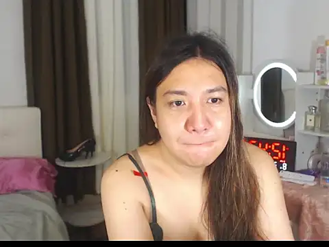 stellahugeX online show from 7, 3, 2026