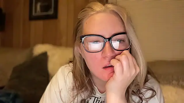 PefectNipz online show from 1, 12, 2025