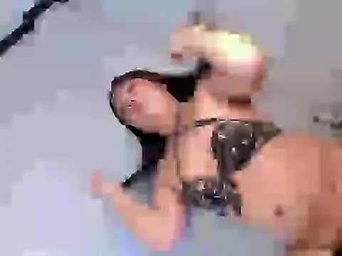 Dwarffuckingfinaxx online show from 28, 10, 2025