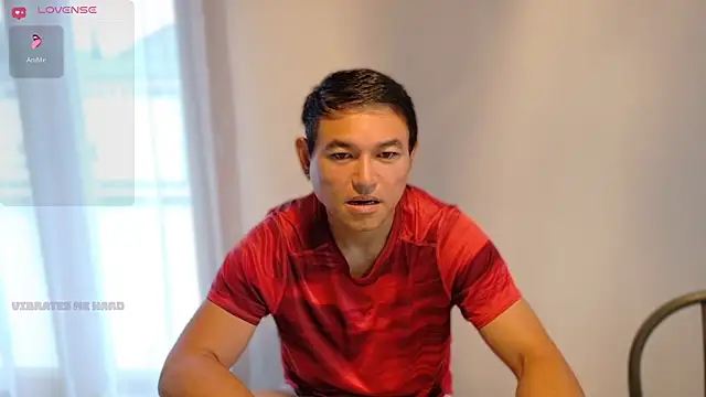 Snapshot of AsianBoy_WhiteDaddy chatting on 12, 6, 2026 AsianBoy WhiteDaddy online show from 12, 6, 2026