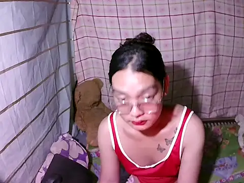 Snapshot of asian_janella chatting on 7, 5, 2026 asian janella online show from 7, 5, 2026