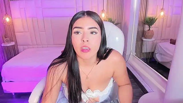 LovelyEyesx online show from 6, 2, 2026