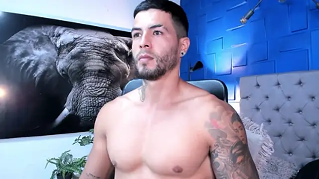 andres-clark92 online show from 26, 11, 2025