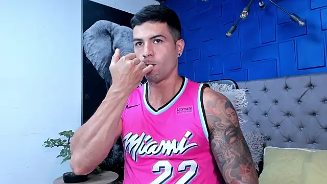 andres-clark92 online show from 25, 10, 2025