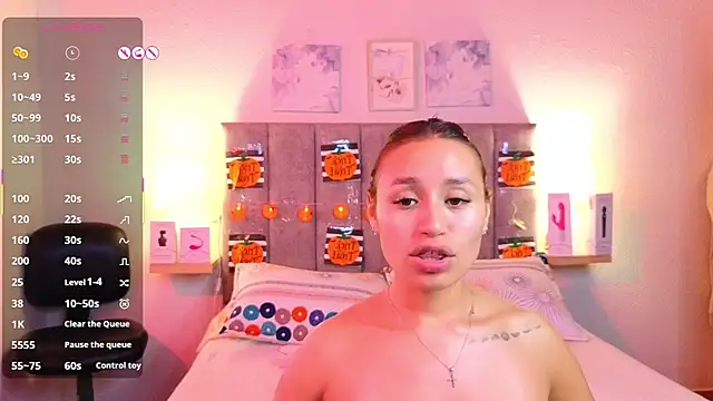 Snapshot of juliana-mancini chatting on 28, 10, 2025 juliana-mancini online show from 28, 10, 2025