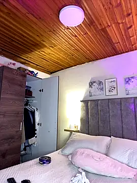 Snapshot of juliana-mancini chatting on 25, 9, 2025 juliana-mancini online show from 25, 9, 2025