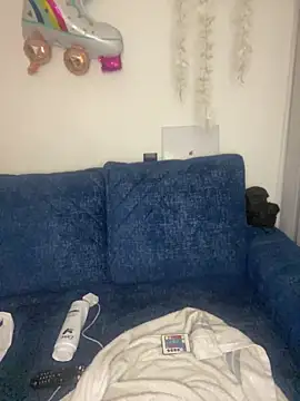 juliana-mancini online show from 14, 4, 2026