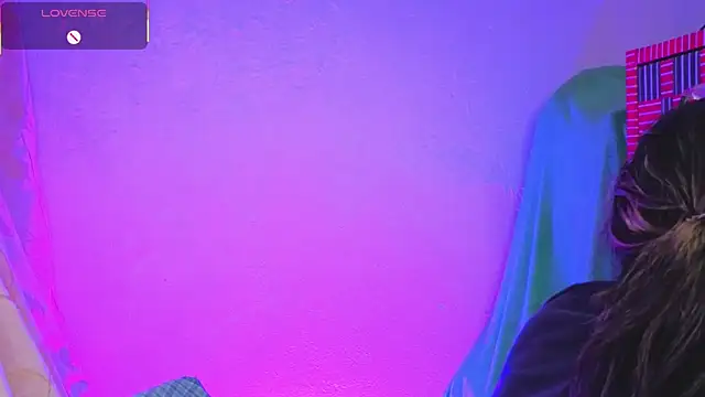 Miranda sexlove  online show from 12, 2, 2026