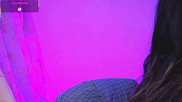 Miranda sexlove  online show from 5, 2, 2026