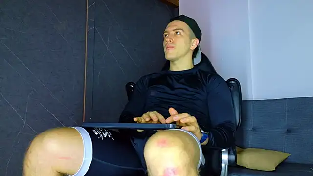 ALANNFERRER online show from 11, 2, 2026